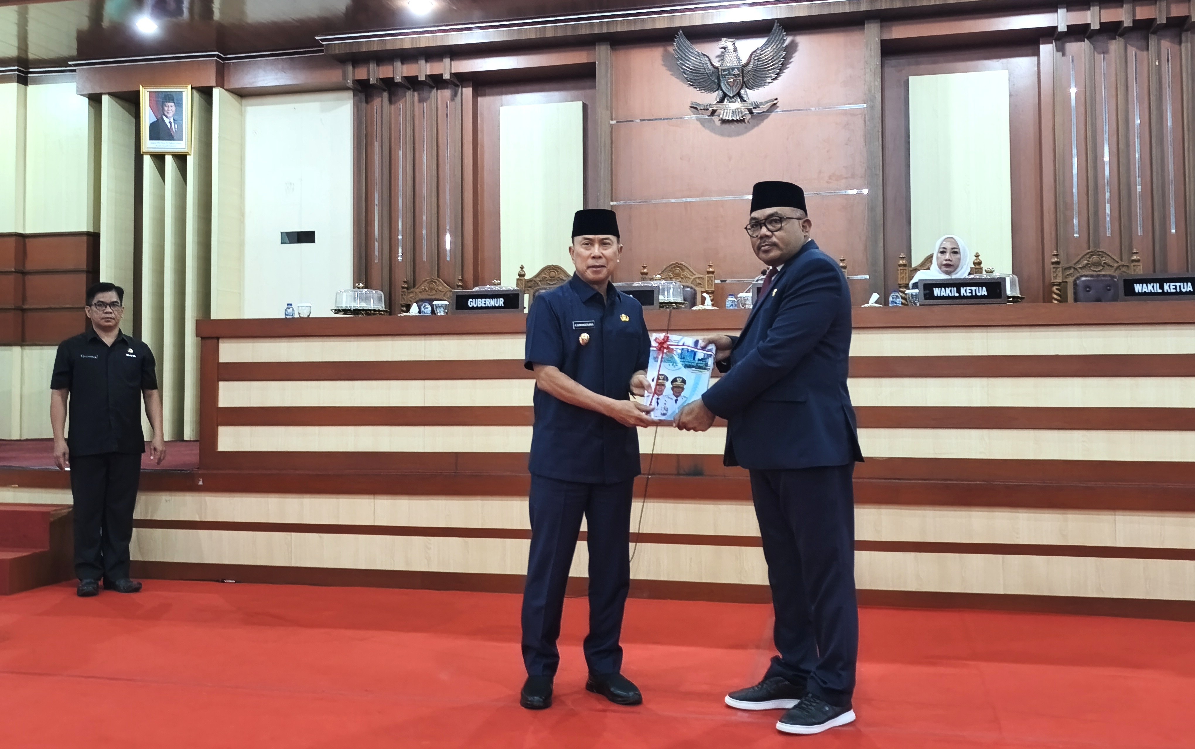 Gubernur Sultra Serahkan Dokumen Ranperda RPJMD 2025–2029 ke DPRD: Arah Baru Pembangunan Sultra 5 Tahun ke Depan