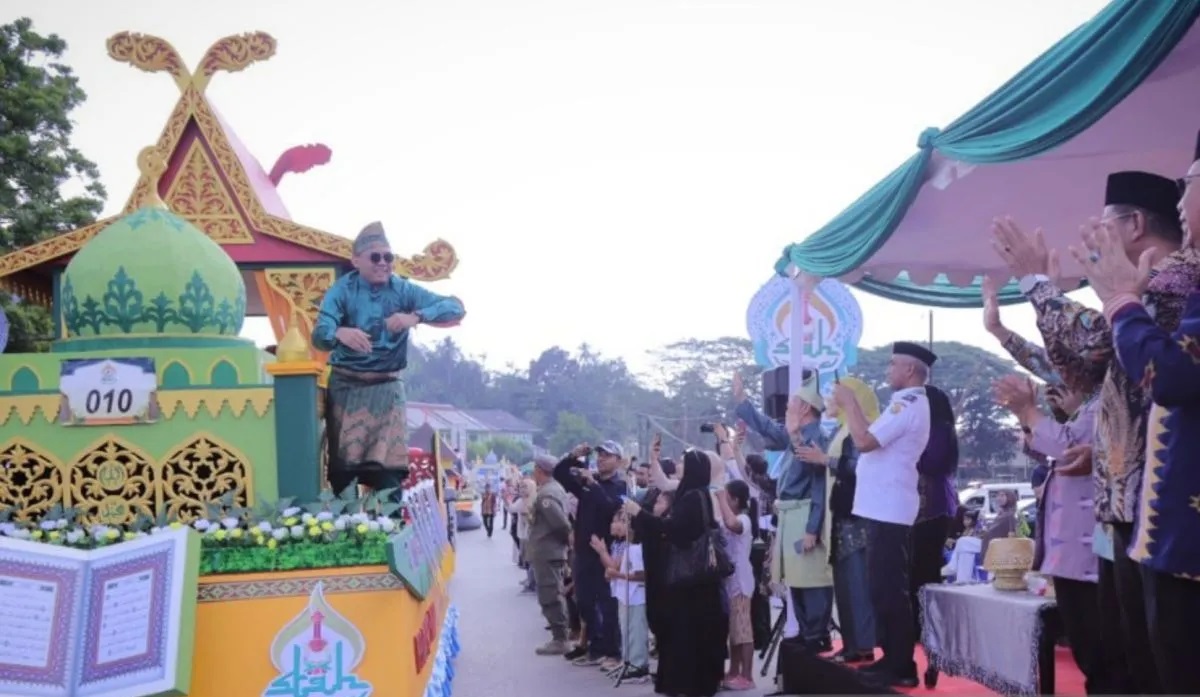 Pawai Ta’aruf STQH Nasional di Kendari Jadi Simbol Persatuan dan Kerukunan Umat