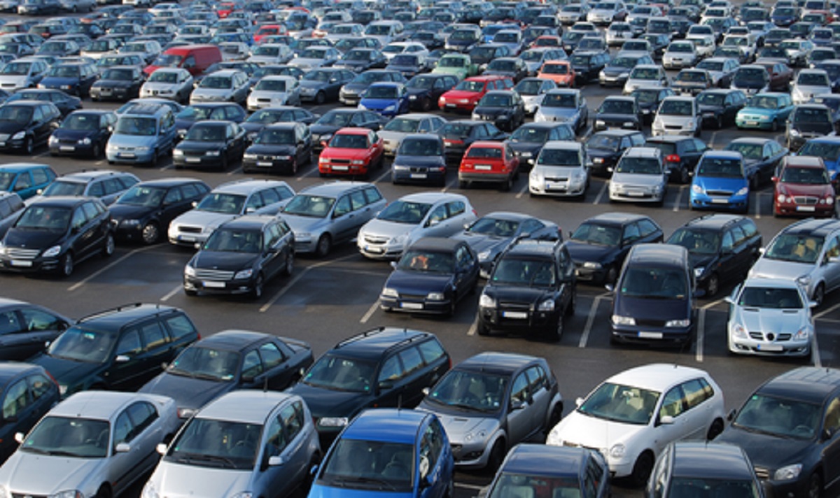 Dari Tukang Cukur Jadi Juragan Mobil: Kisah Inspiratif Agil Putra Kabaena, Pengusaha Muda Kendari