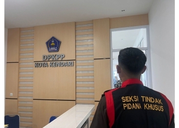 Kejaksaan Geledah Kantor Dinas Perumahan Kota Kendari